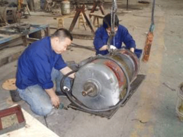 西瑪電機(jī)給專業(yè)電機(jī)修理工人一些小建議。