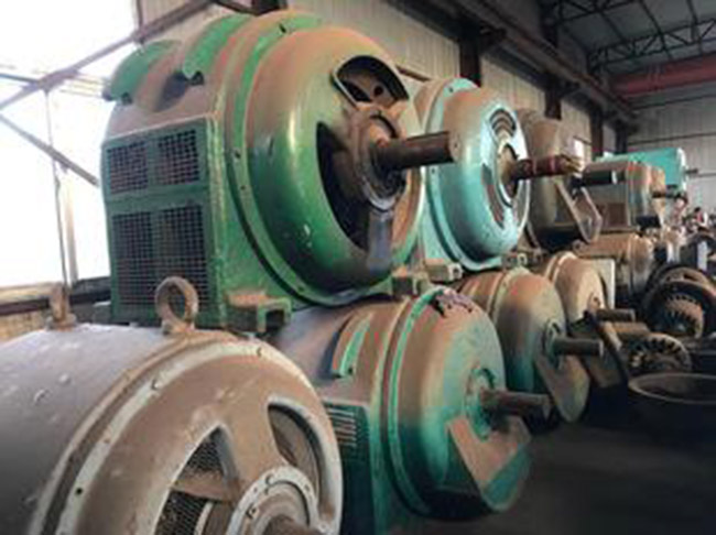 高壓三相異步電動(dòng)機(jī)外殼帶電時(shí)會(huì)產(chǎn)生哪些隱患？